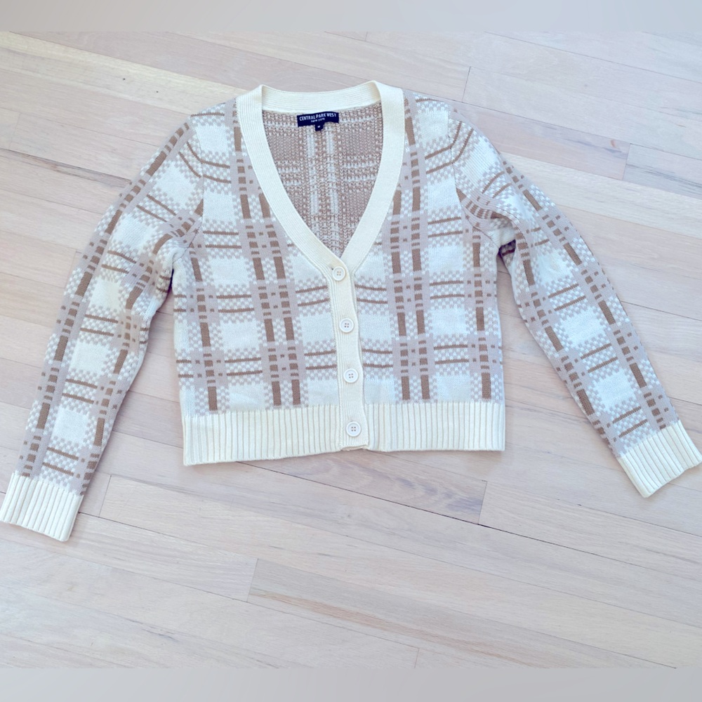 Central Park West Poppy Cropped Preppy Cardigan - Picture 4 of 7